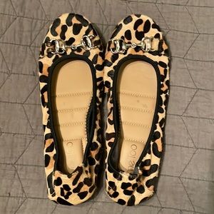 Me too leopard flats